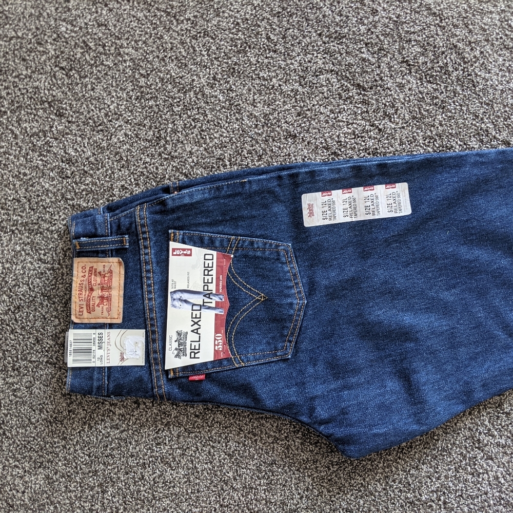 NWT Levi jeans